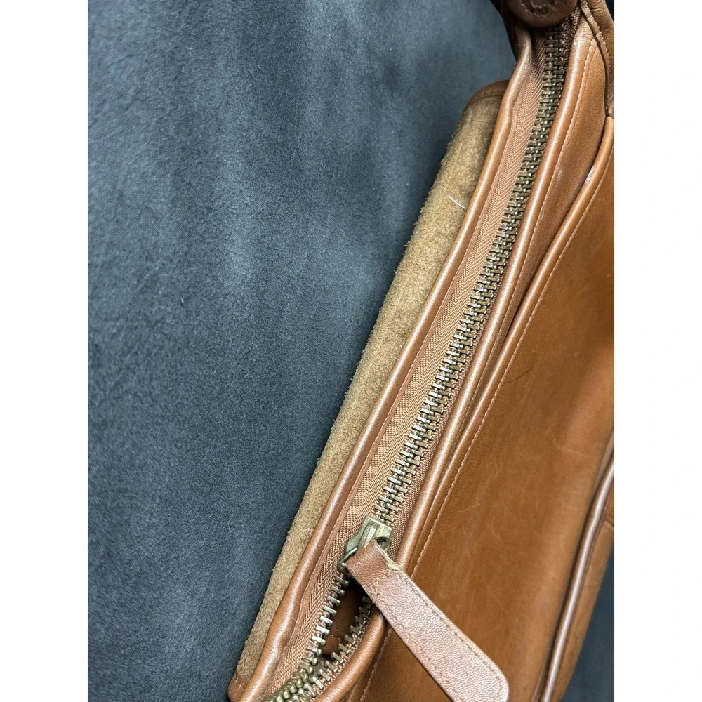 Vintage 90s Coach Patricia's Legacy 9951 Tan Leather Flap Crossbody Saddle Bag
